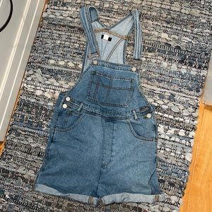BDG Jean short overall with pockets